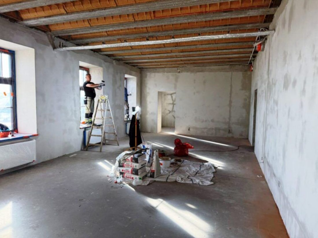 Powstaje Stacja Senior. W budynku dworca ruszyły prace!